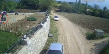Arazi motosikletinin kaza anı kamerada