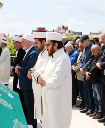 Cumhurbaşkanı Erdoğan, Arapça öğretmeni Ahmet Karaman’ın cenaze namazına katıldı