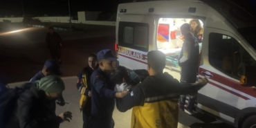 Gökçeada rahatsızlanan 8 yaşındaki çocuğun tıbbi tahliyesi Sahil Güvenlik ekiplerince gerçekleştirildi