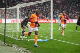 Victor Osimhen ligde 21. golünü kaydetti