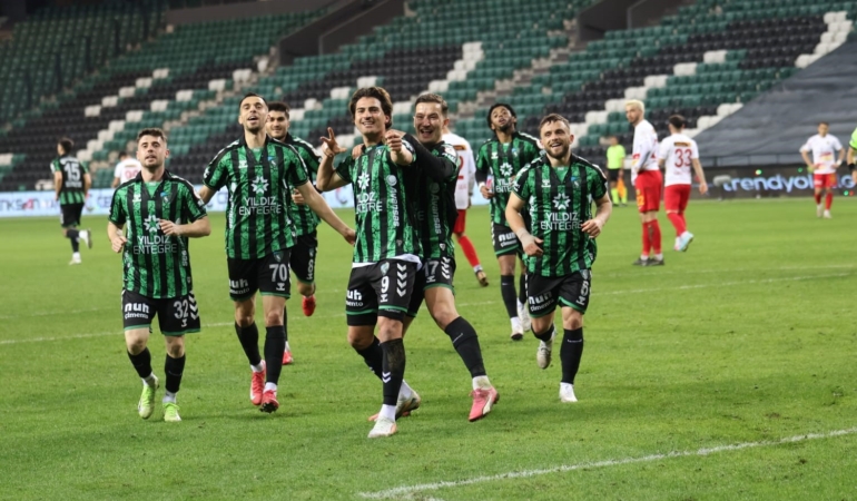 Trendyol 1. Lig: Kocaelispor: 7 - Yeni Malatyaspor: 1
