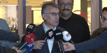 AK Parti Grup Başkanı Abdullah Güler, Sırrı Süreyya Önder’i hastanede ziyaret etti