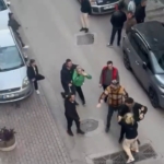 Bursa’da kadınlar birbirine girdi, mahalleli zor ayırdı