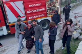 Yaşlı kadın alevlerin arasından son anda kurtarıldı