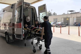 Depremden kaçarken merdivenlerden düştü