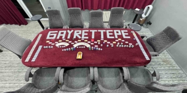 Beykoz’da 3 katlı villaya kumar baskını: 38 gözaltı