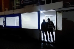 Büyükçekmece’de yol kesip aracı yumruklayan sürücü yakalandı