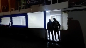 Büyükçekmece’de yol kesip aracı yumruklayan sürücü yakalandı