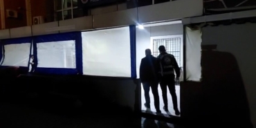 Büyükçekmece’de yol kesip aracı yumruklayan sürücü yakalandı