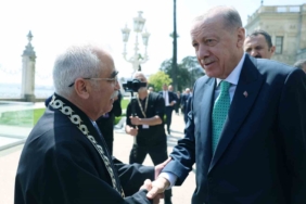 Cumhurbaşkanı Erdoğan, Anayasa Mahkemesi Başkanı Özkaya’yı kabul etti