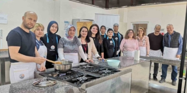 Akademi öğretmenlerine höşmerim yapımı gösterildi