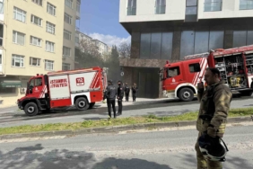 Beşiktaş’ta işçilerin kaldığı otel inşaatında yangın paniği