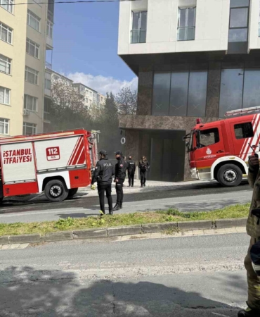 Beşiktaş’ta işçilerin kaldığı otel inşaatında yangın paniği