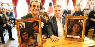 Hababam Sınıfı 50’nci yılını kutladı: Yarım asır sonra aynı sıralara oturdular