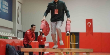 Sanki Survivor..İtfaiye eri olabilmek için ter döktüler