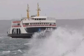 Erdek’te feribot seferleri iptal edildi