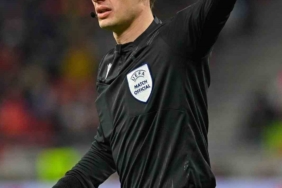 Halil Umut Meler, Yunanistan’da düdük çalacak