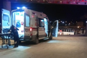 Tartıştığı kocasının boğazına bıçak sapladı