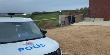 Rezidans önünde "namus davası" diyerek 2 kişiyi bıçakladılar