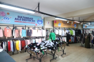Sultangazi’de ihtiyaç sahibi ailelere destek