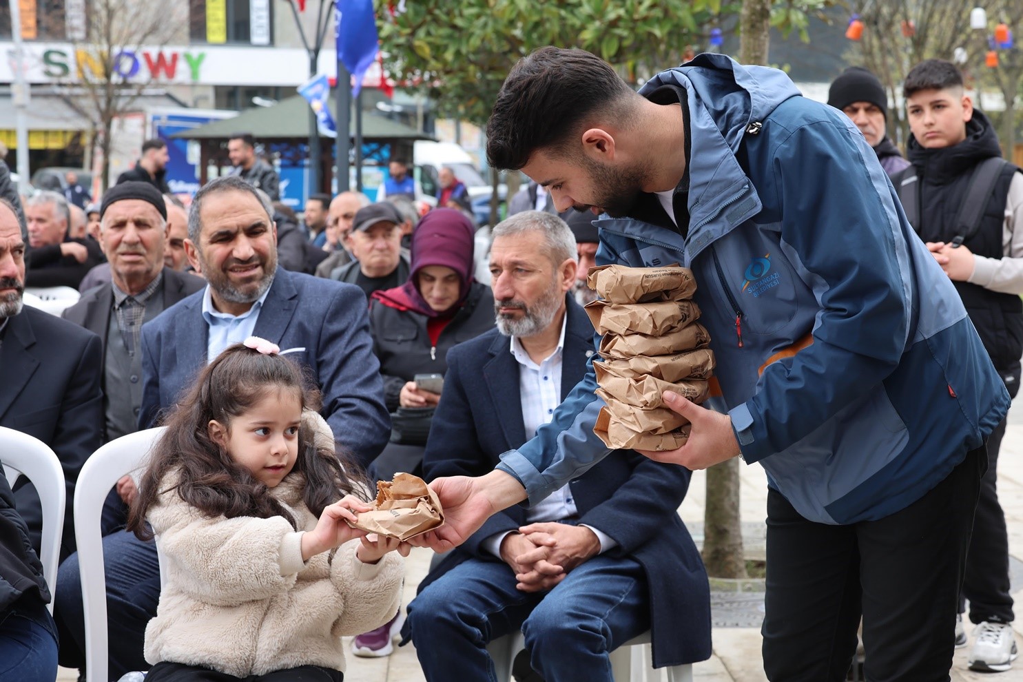 Başkan Dursun, vatandaşların sorularını yanıtladı