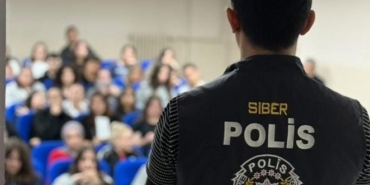 Tekirdağ’da polis ekiplerinden okullarda siber ve çocuk güvenliği eğitimi
