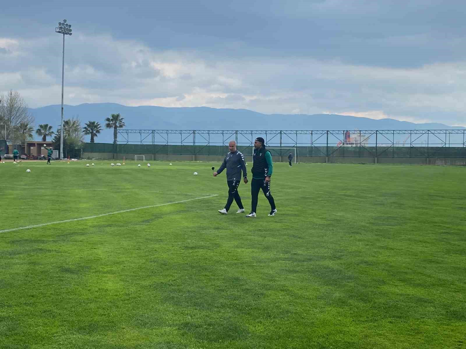 İsmet Taşdemir: "Çok sıkı hazırlanıp maça gideceğiz"