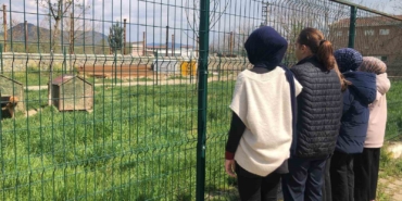 İmam hatip öğrencileri E-twinning projesi kapsamında hayvan barınağını ziyaret etti