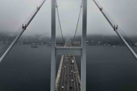 İstanbul Boğaz’ında sis sabah saatlerinde etkili oldu