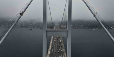 İstanbul Boğaz’ında sis sabah saatlerinde etkili oldu