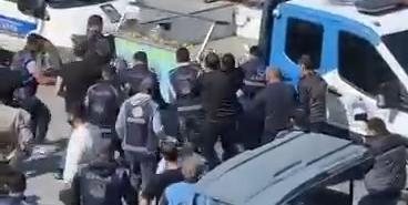 Sahil şeridini mesken tutan seyyar satıcılara operasyon