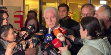 İstanbul Valisi Davut Gül, ameliyata alınan Sırrı Süreyya Önder’in durumu hakkında açıklamada bulundu
