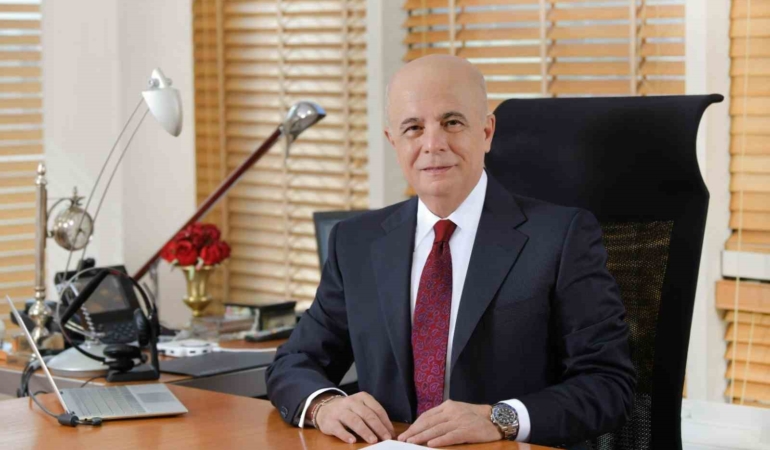Ali Ülker yönetim kurulu başkanlığını Mehmet Tütüncü’ye devretti