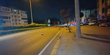 Savrulan sürat motorundaki iki kişi yaralandı