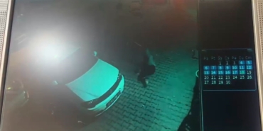 Esenyurt’ta genç kız 4’üncü kattan düştü: O anlar kamerada