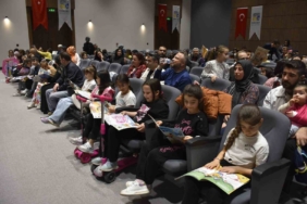 Karacabey Belediyesi kütüphaneler haftasında kitap ve eğlenceyi birleştirdi