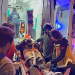 Otomobille kafa kafaya çarpışan motosikletin sürücüsü yaralandı