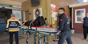 Bursa’da iki motosiklet çarpıştı: 1’i ağır 3 yaralı