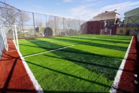 10 futbol, 10 basketbol ve voleybol sahası için ilk adım atılıyor