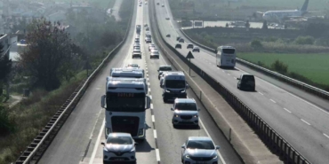 Tekirdağ-İstanbul yolunda yoğunluk oluştu
