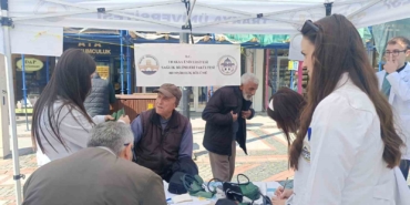 Edirne’de üniversite öğrencilerinden kanser farkındalık etkinliği