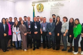 Tianlong, Kazakistan’da biyomedikal forumuna katıldı