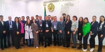 Tianlong, Kazakistan’da biyomedikal forumuna katıldı