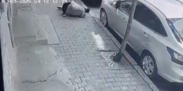 Depremde paniğe kapıldı camdan atladı