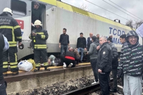 Tren ile peron arasında sıkışan kadın yaralandı