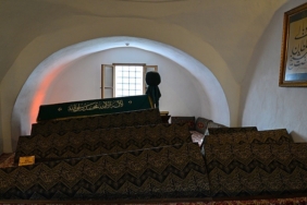 Şeyh Edebali Türbesi ziyarete kapanıyor