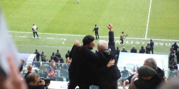 Bursaspor taraftarından 40 otobüs 10 minibüs ile Balıkesir çıkarması