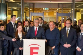 Sağlık Bakanı Memişoğlu, Sırrı Süreyya Önder’i ziyaret etti: "Büyük bir direnç gösterdi, bu direnç bize ümit veriyor"