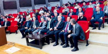 Sakarya, Kocaeli ve Düzce’deki acil sağlık hizmetlerinin genel durumu bu toplantıda masaya yatırıldı