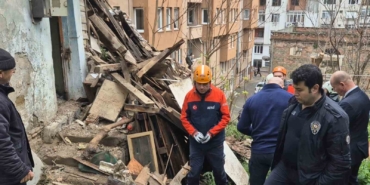 Tekirdağ’da 2 katlı bina çöktü